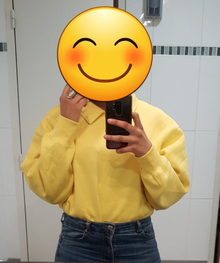Joli sweat jaune Zara