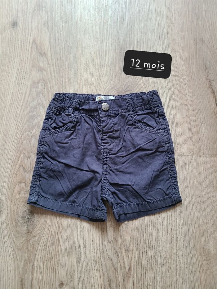 Short 12 mois