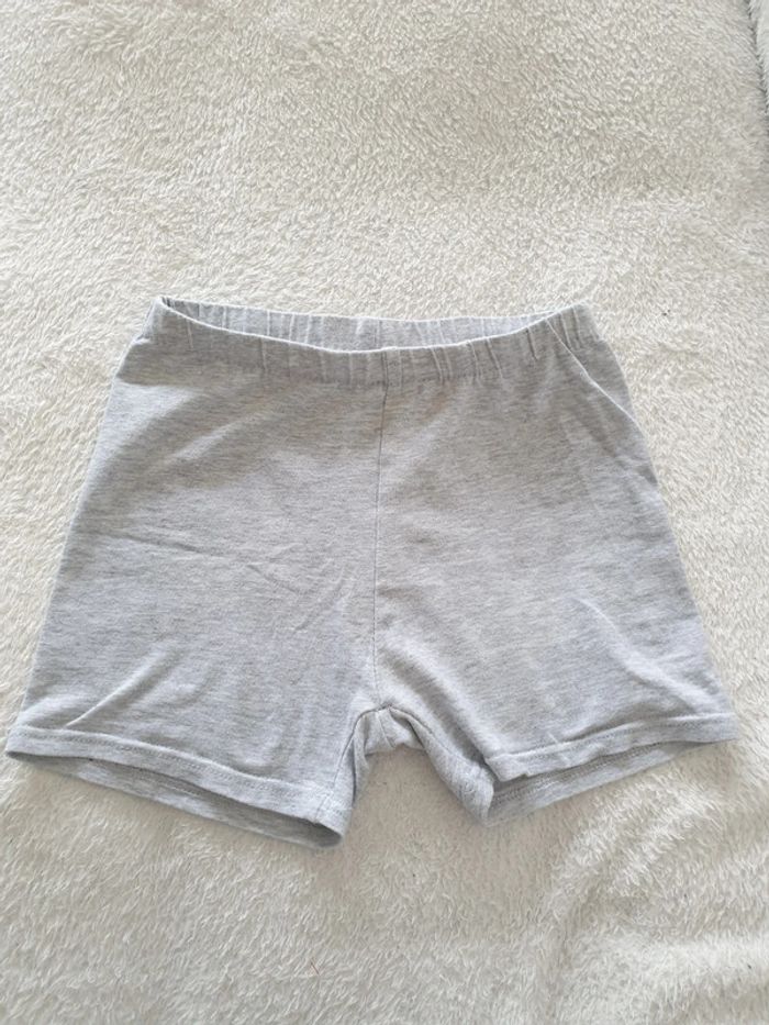 Short gris fille 9-10 ans
