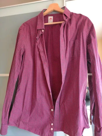 Chemise à carreaux