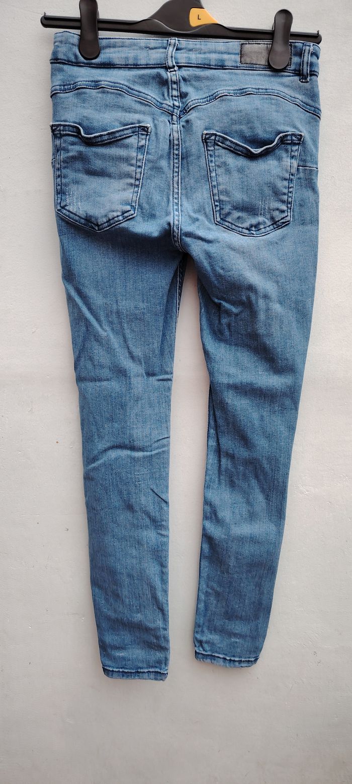 Jean skinny déchiré Pull&Bear bleu clair taille 38 - photo numéro 3