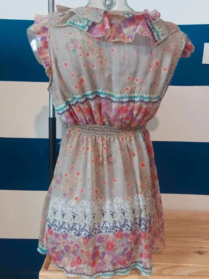 Jolie blouse sans manche neuve Collection Limitée femme taille 42 - photo numéro 4