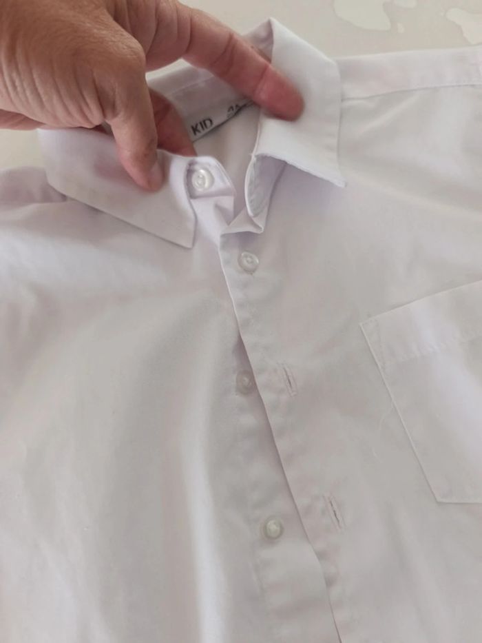 Chemise blanche 4 ans neuve - photo numéro 7