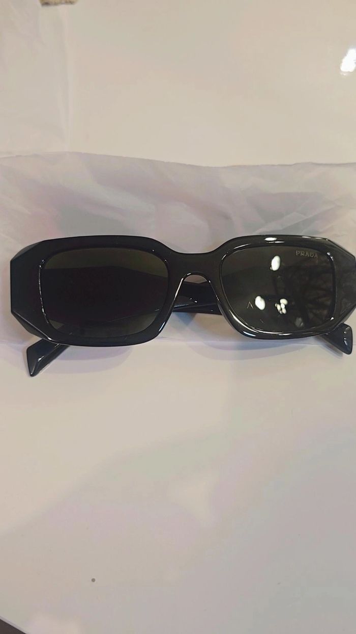 Lunettes de soleil rectangulaire noir - photo numéro 6