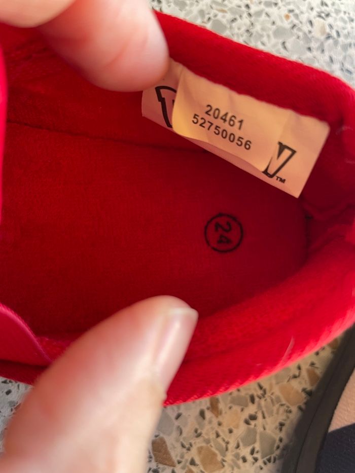 Chausson pikachu - photo numéro 3