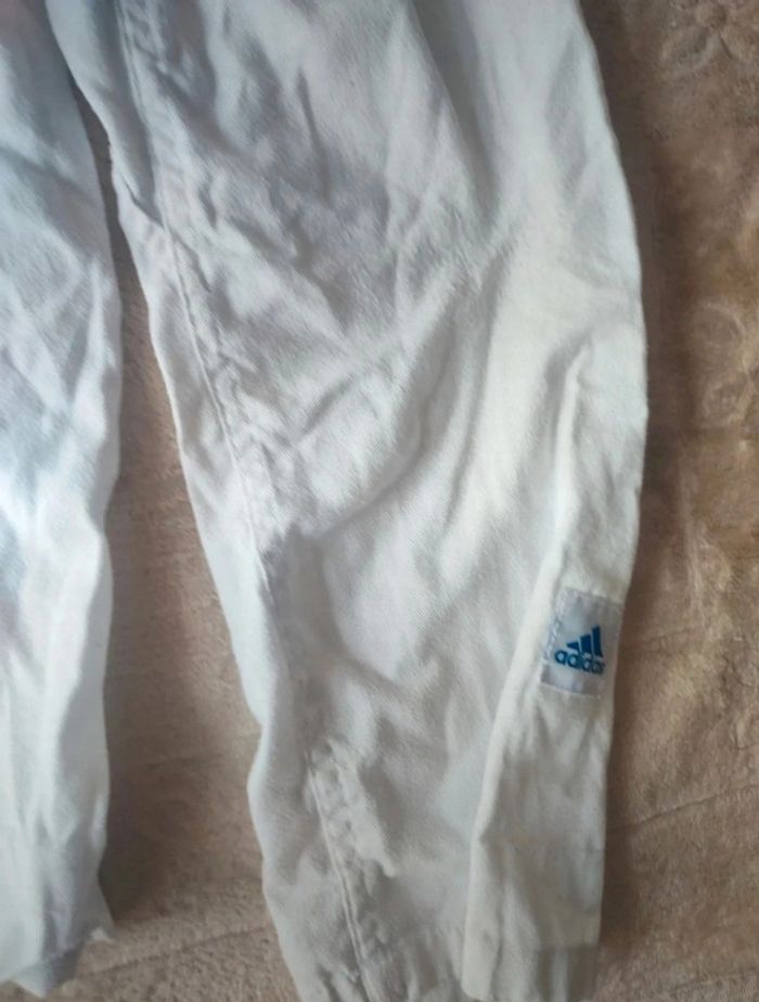 Kimono de judo Adidas - taille 130/140 - photo numéro 4