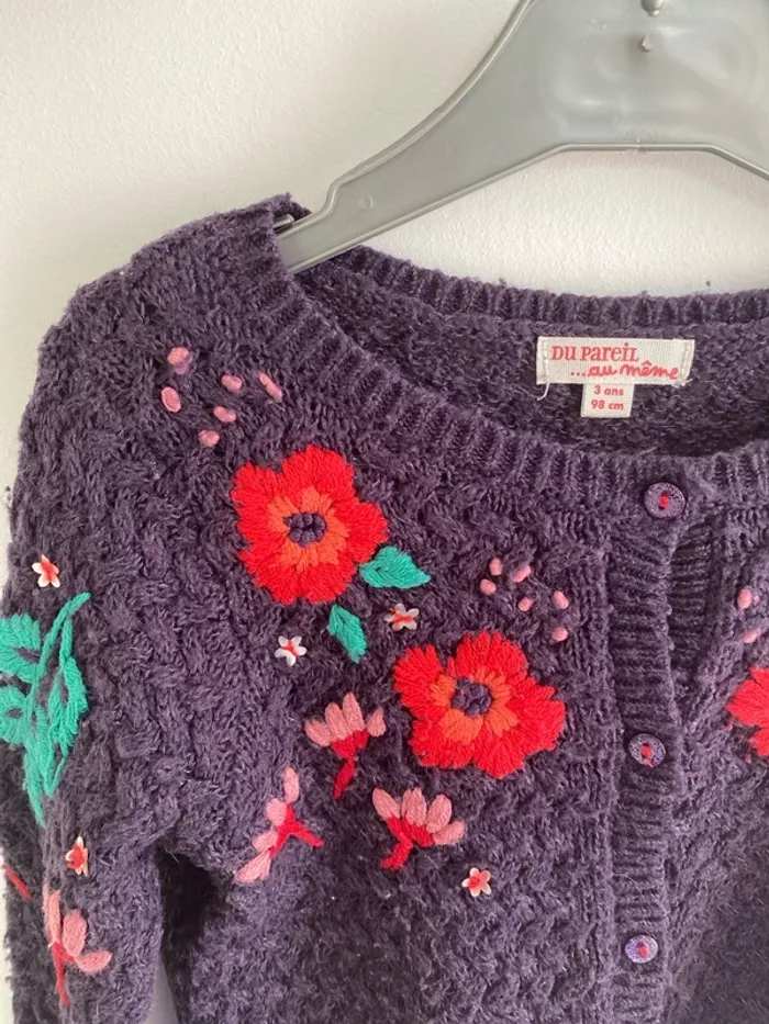 Gilet du pareil au même violet broderies fleurs - photo numéro 2