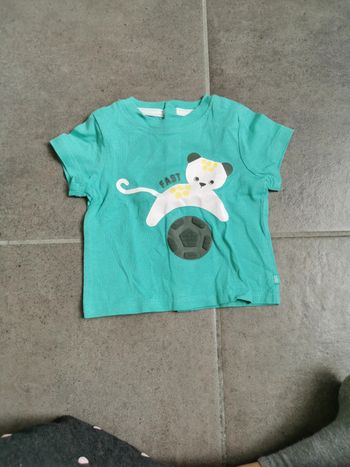 Tee-shirt manches courtes 1 mois neuf
