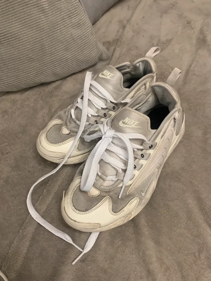Basket Zoom Nike taille 40 - photo numéro 2