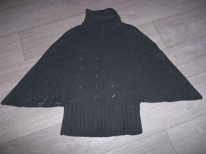 Pull poncho gris ajouré taille 36/38 TBE