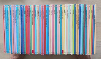 Lot 60 livres Disney neufs
