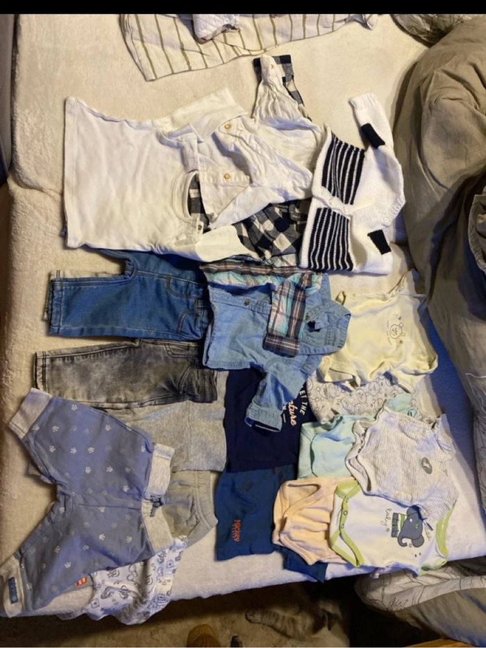 Lot vêtements garçon taille 1-3 mois