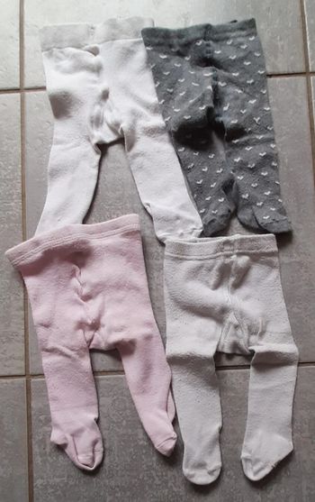 Lot 4 paires de collant 15/17 1-3mois