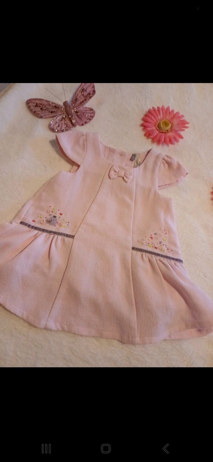 Robe bébé taille 3 mois