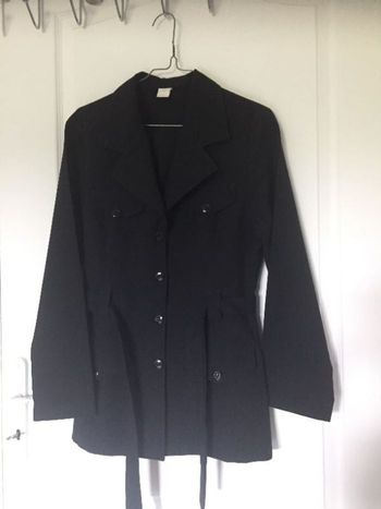 Veste noire à ceinture 40
