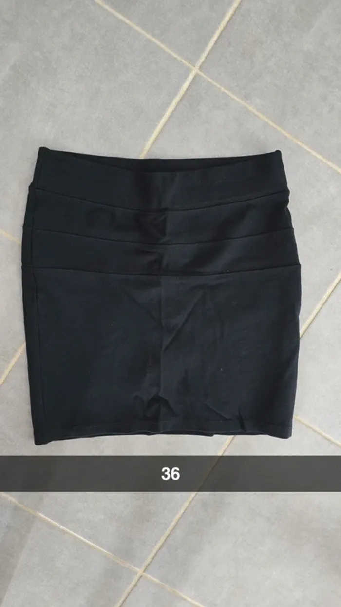 Jupe noir élastique