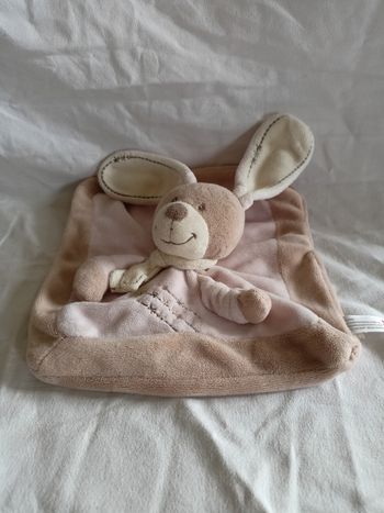 Doudou plat lapin marron nicotoy 20 cm