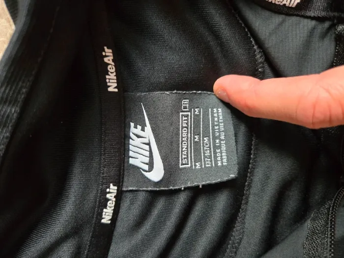 Veste Nike 10 ans - photo numéro 2