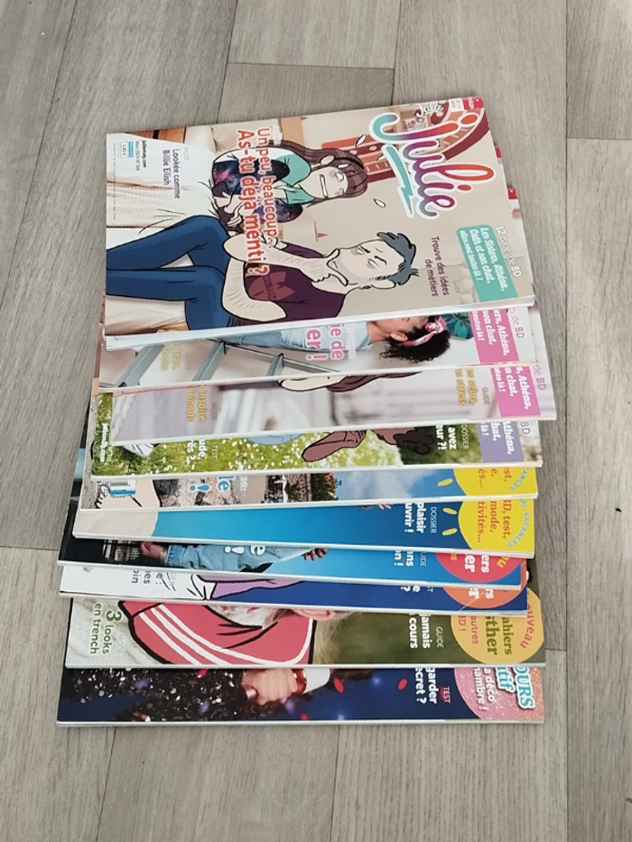 Lot de 10 magazines Julie années2024 L092 - photo numéro 2