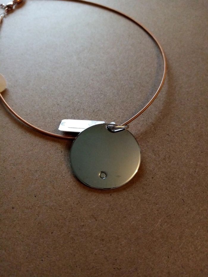 Collier et pendentif zèbrés dorés magnetiques - photo numéro 4
