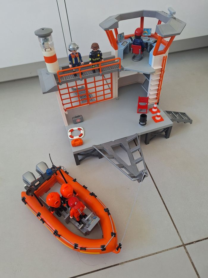 Playmobil poste de secours avec bateau - photo numéro 3