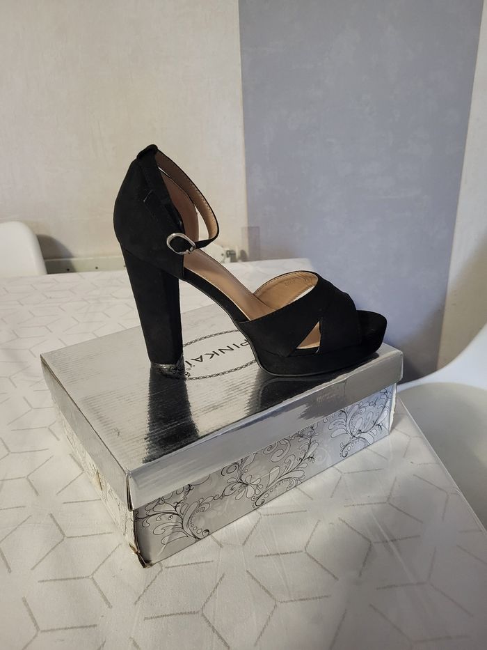 Chaussure femme taille 40 neuve - photo numéro 2