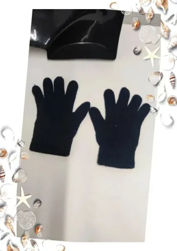 Gants noirs