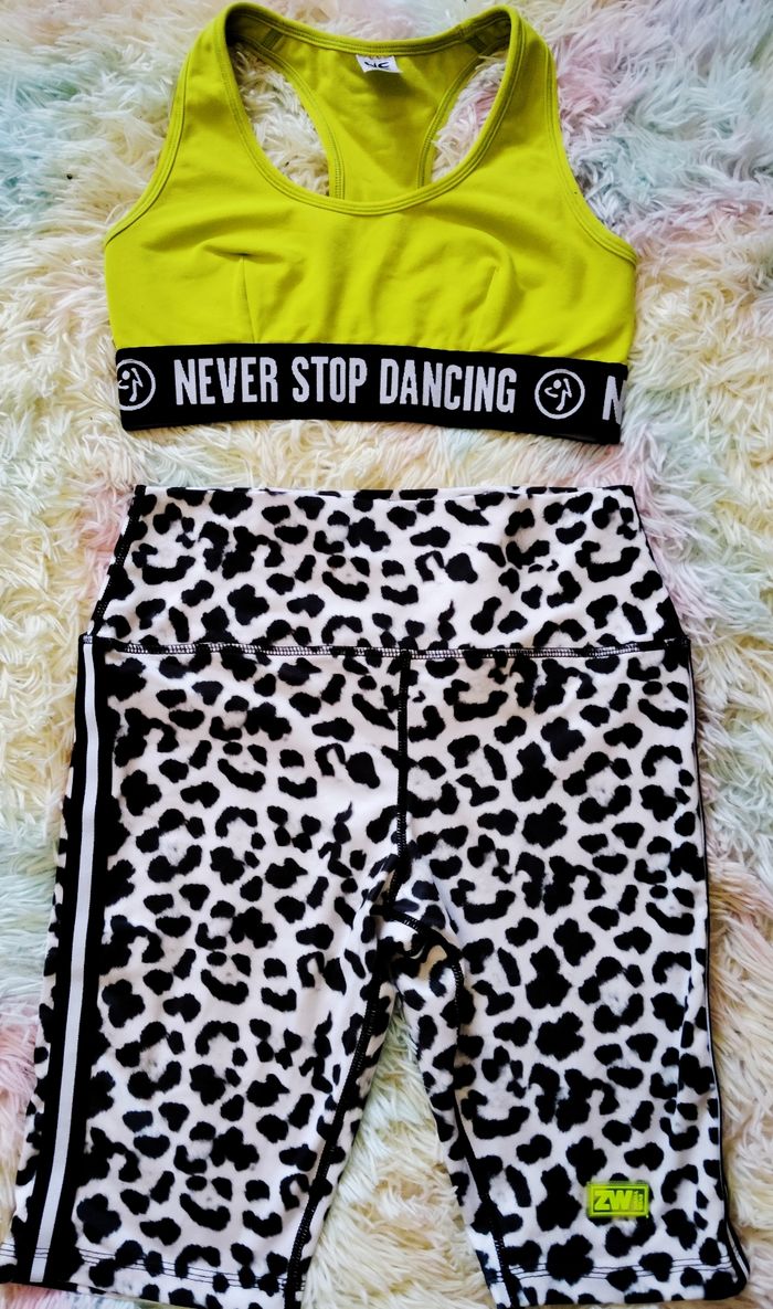 Ensemble zumba short brassière sport fitness danse