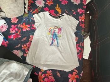 TEE shirt stranger things xxs