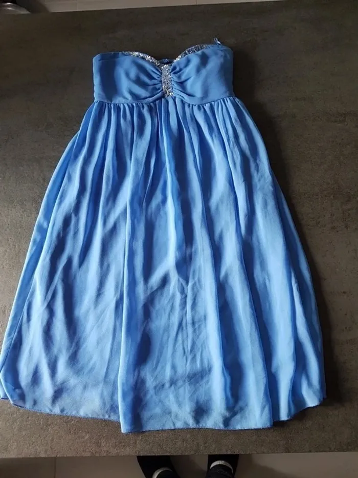Robe Kiabi bleu/stars 36 - photo numéro 5