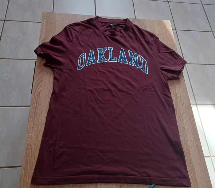 tee shirt "oakland" ts
