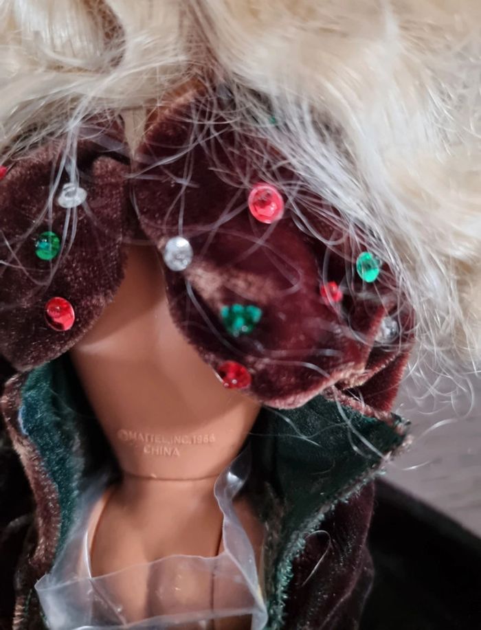 Barbie robe velour - photo numéro 3