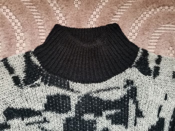 Pull col montant - photo numéro 2