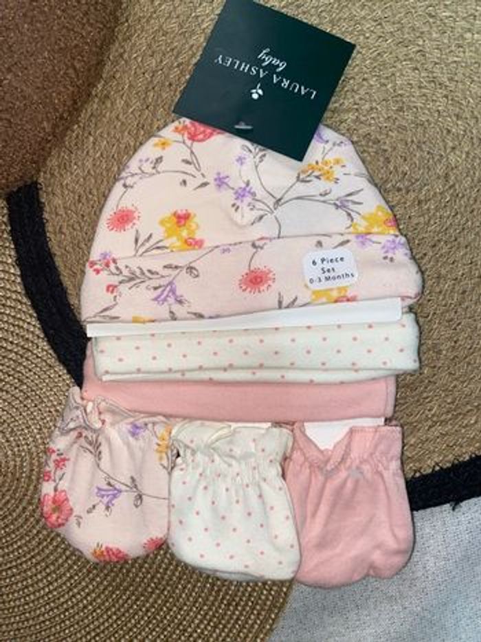 Bonnet et moufles 0/3mois - photo numéro 2