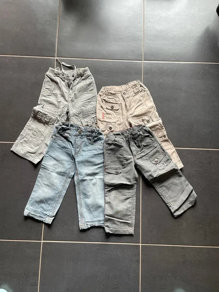 Lot 4 pantalons gris kaki beige bleu