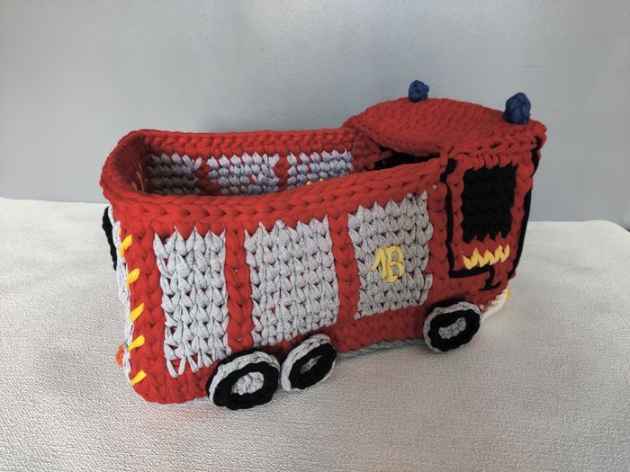 Panier de rangement en Trapilho type camion de pompier - photo numéro 2