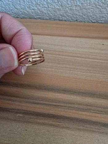 Bague doré neuve