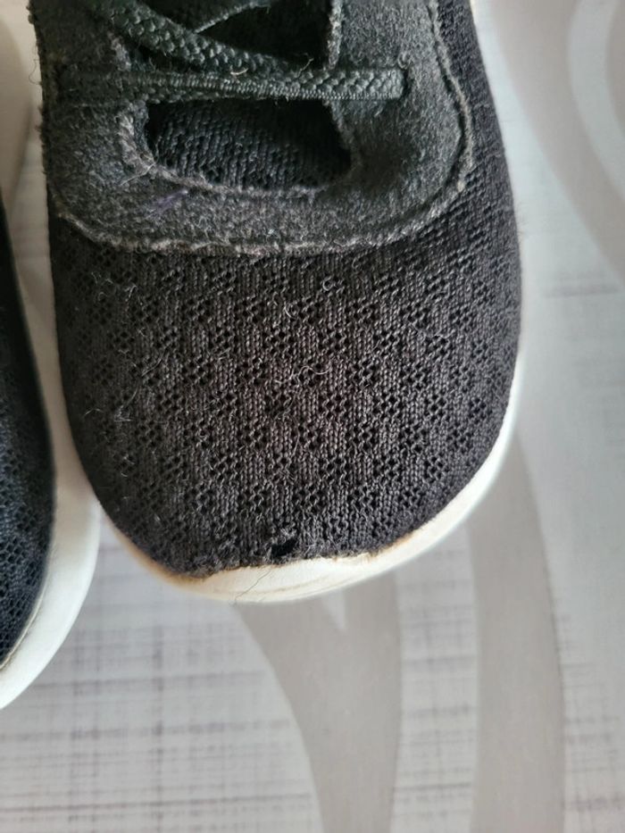 Chaussures pointure 22 - photo numéro 2