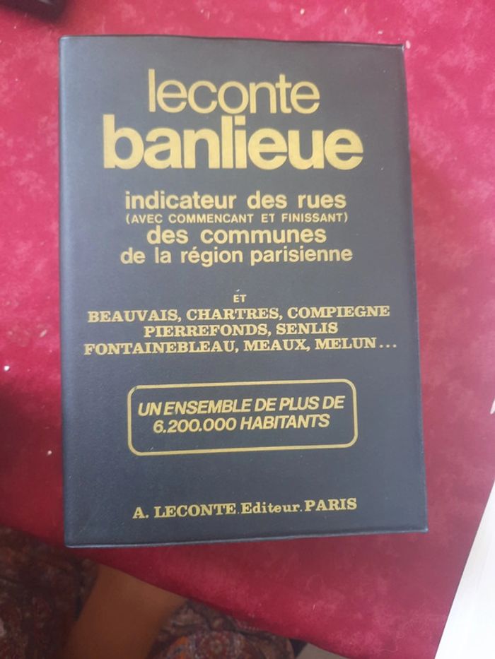 Livre leconte banlieue indicateur de rues p c