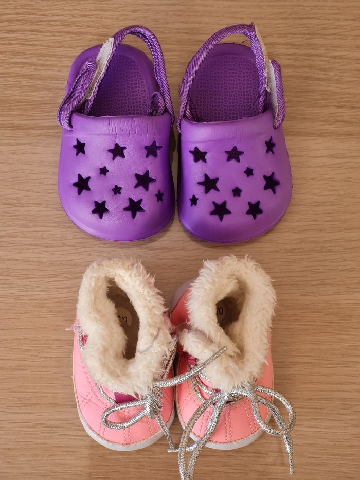 Lot 2 chaussures taille 18 - photo numéro 2