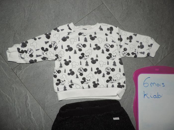 ensemble mickey de chez kiabi taille 6 mois - photo numéro 2