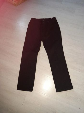 Très beau pantalon effet cuir de veau noir scottage taille 44