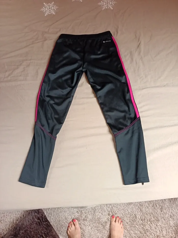 Jogging adidas taille 12 ans - photo numéro 4