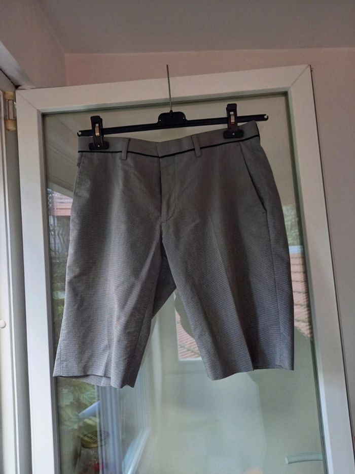Short gris celio