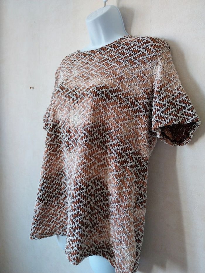 Superbe tee shirt Taille 46 - photo numéro 3