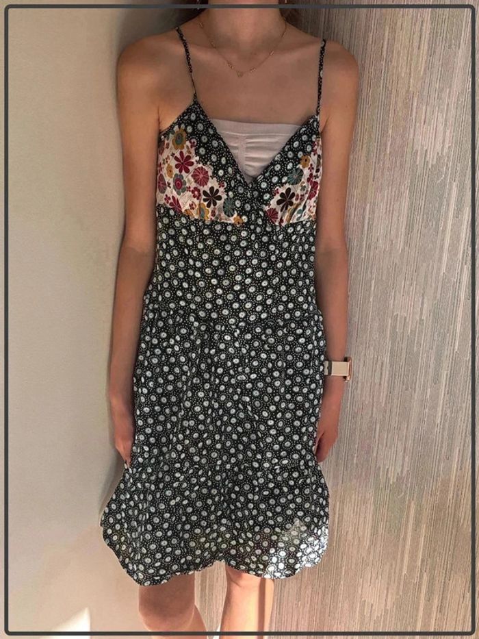 Robe courte taille 36/38 marque coquetto *