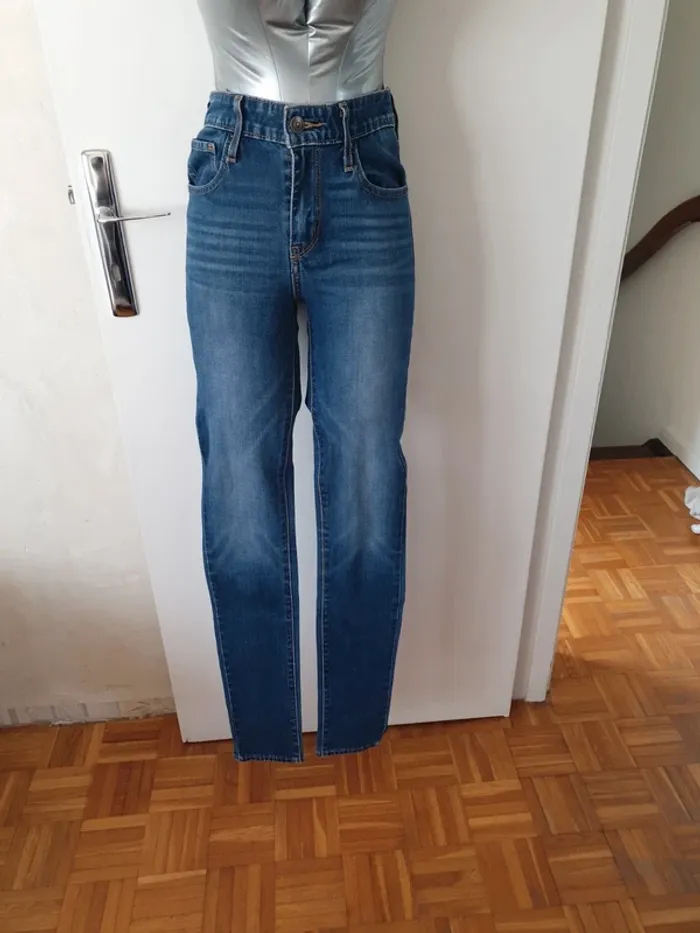 Jeans 721 taille haute