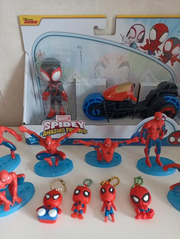 Lot 12 figurines Spider-Man - photo numéro 3