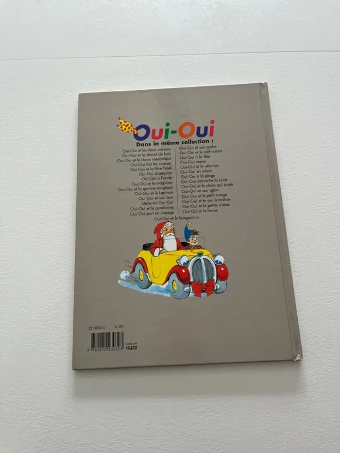 Livre Oui oui et le père Noël - photo numéro 2