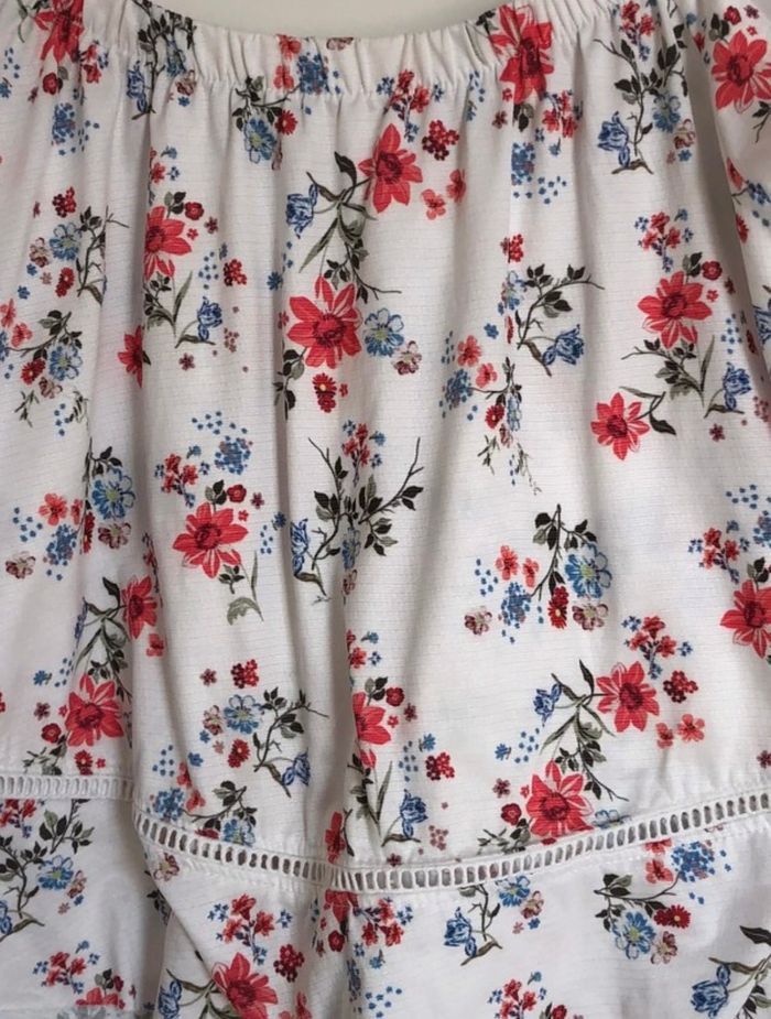 Top fleuri épaules dénudées taille S/36 Jennyfer - photo numéro 10